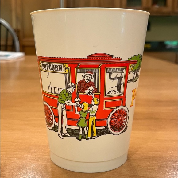 Vintage plastic popcorn-cup with perfect condition screen-printed graphics - Picture 2 of 7